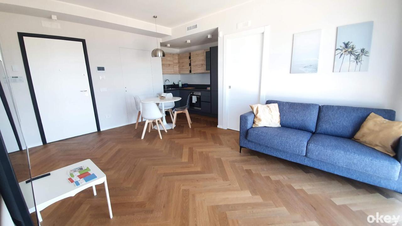 Seven Seas Luxury Apartments - Bari San Girolamo Exterior photo